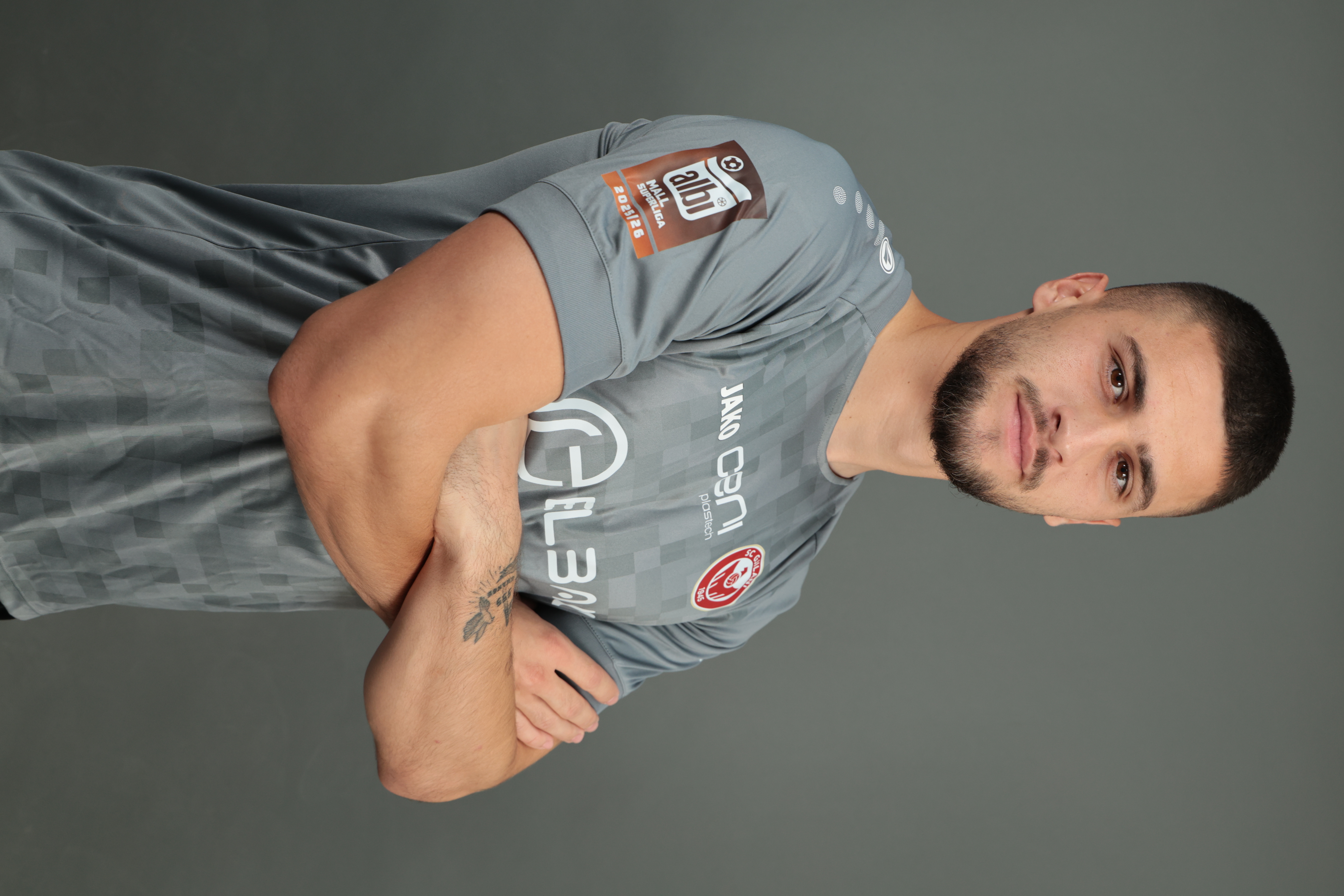Vokli Laroshi